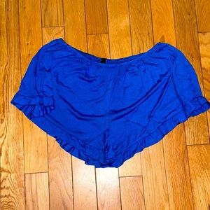 Never worn Girls S Revelation shorts